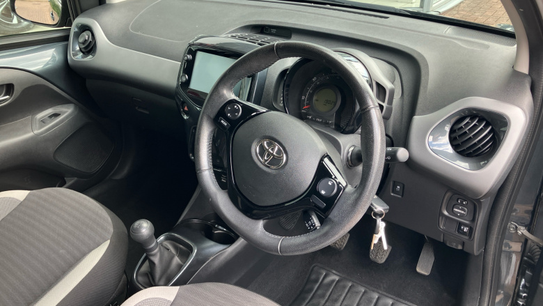 Toyota Aygo 1.0 VVT-i X-Trend 5dr Petrol Hatchback